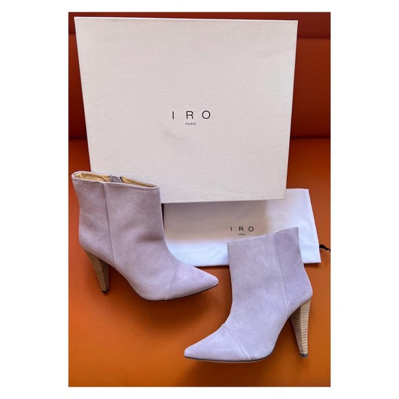 New! IRO Imani Suede Ankle Booties in Lilac - Picture 4 of 11